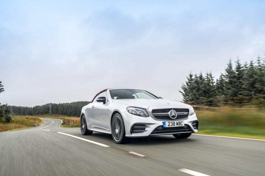  Mercedes-AMG E53 4Matic+ Cabriolet (A238) 2018 года  (UK) (фото 12 из 40)